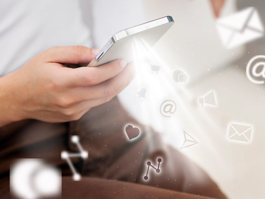 Conceito de marketing de mídia social para marketing com aplicativos
