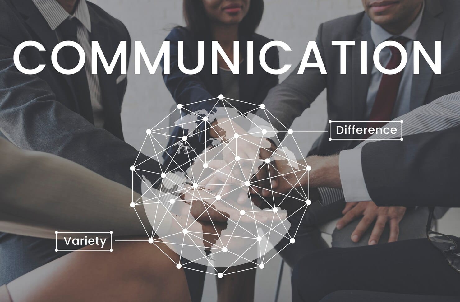 Como a comunicação institucional influencia a decisão de investidores Trabalhadores trabalhando juntos gráfico de rede