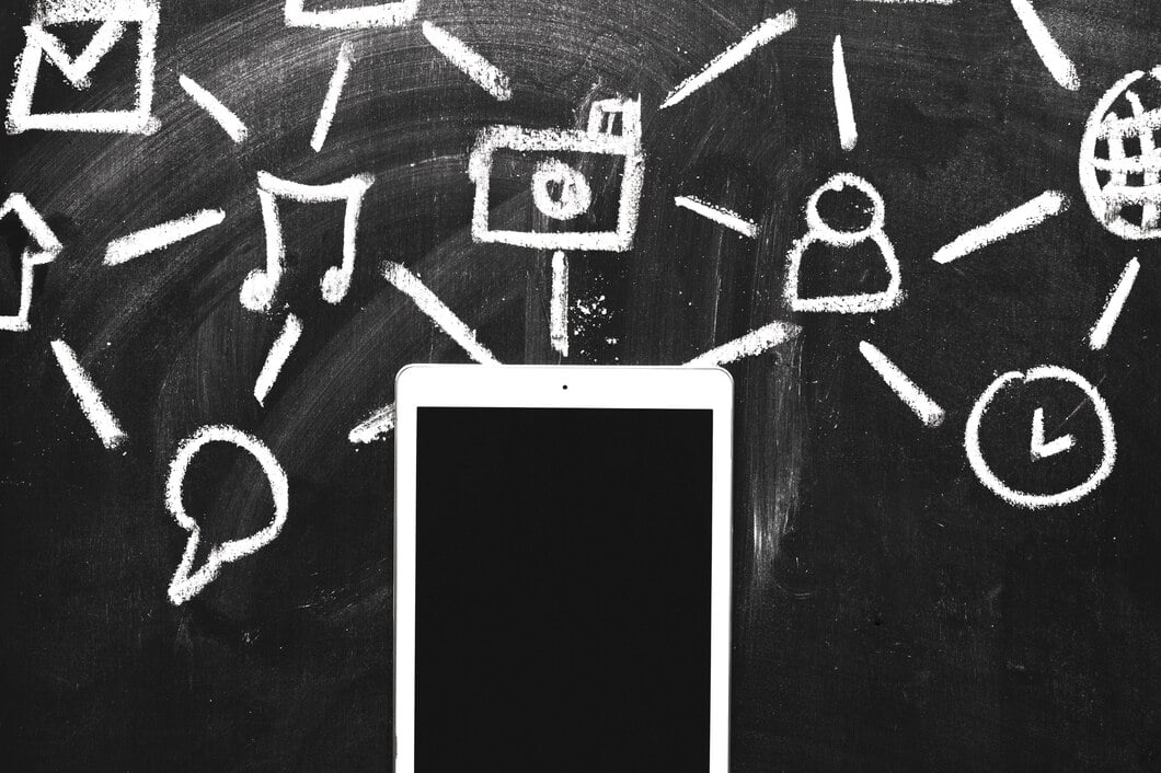 Como Criar Conteúdo Engajador Em Tempos De Sobrecarga Informacional Tipos vívidos de aplicativos conectando o celular