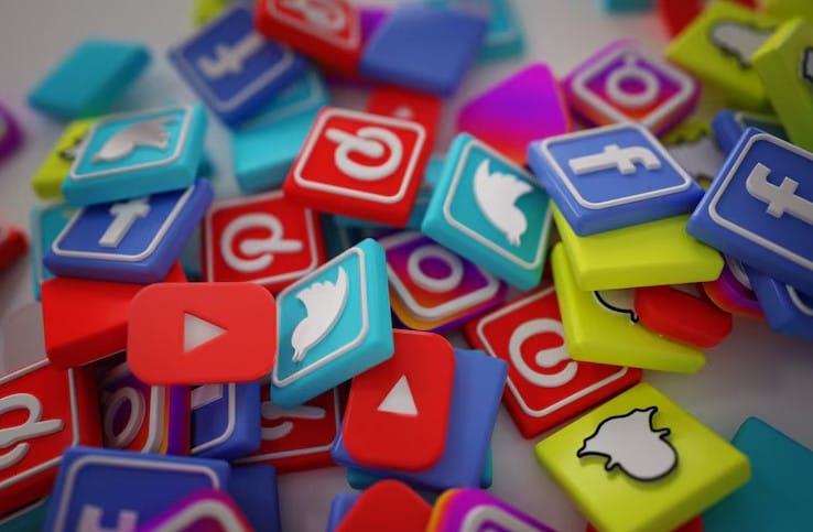 Pilha de 3D Popular Social Media Logos
