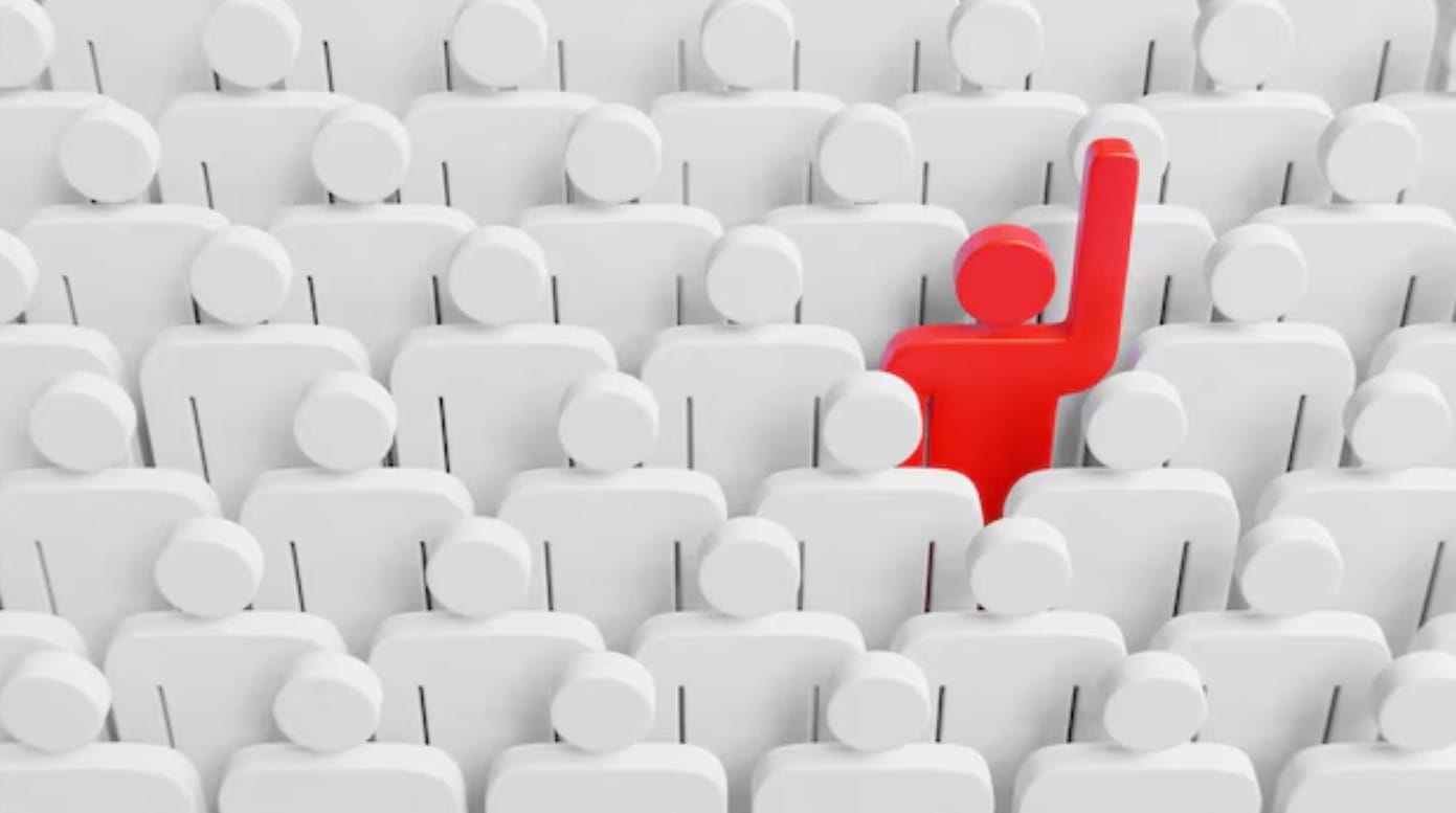 Conceito de individualidade entre silhuetas