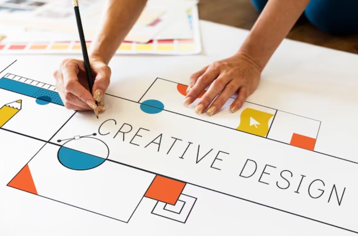 Design criativo, homem designer trabalhando Design criativo, homem designer trabalhando