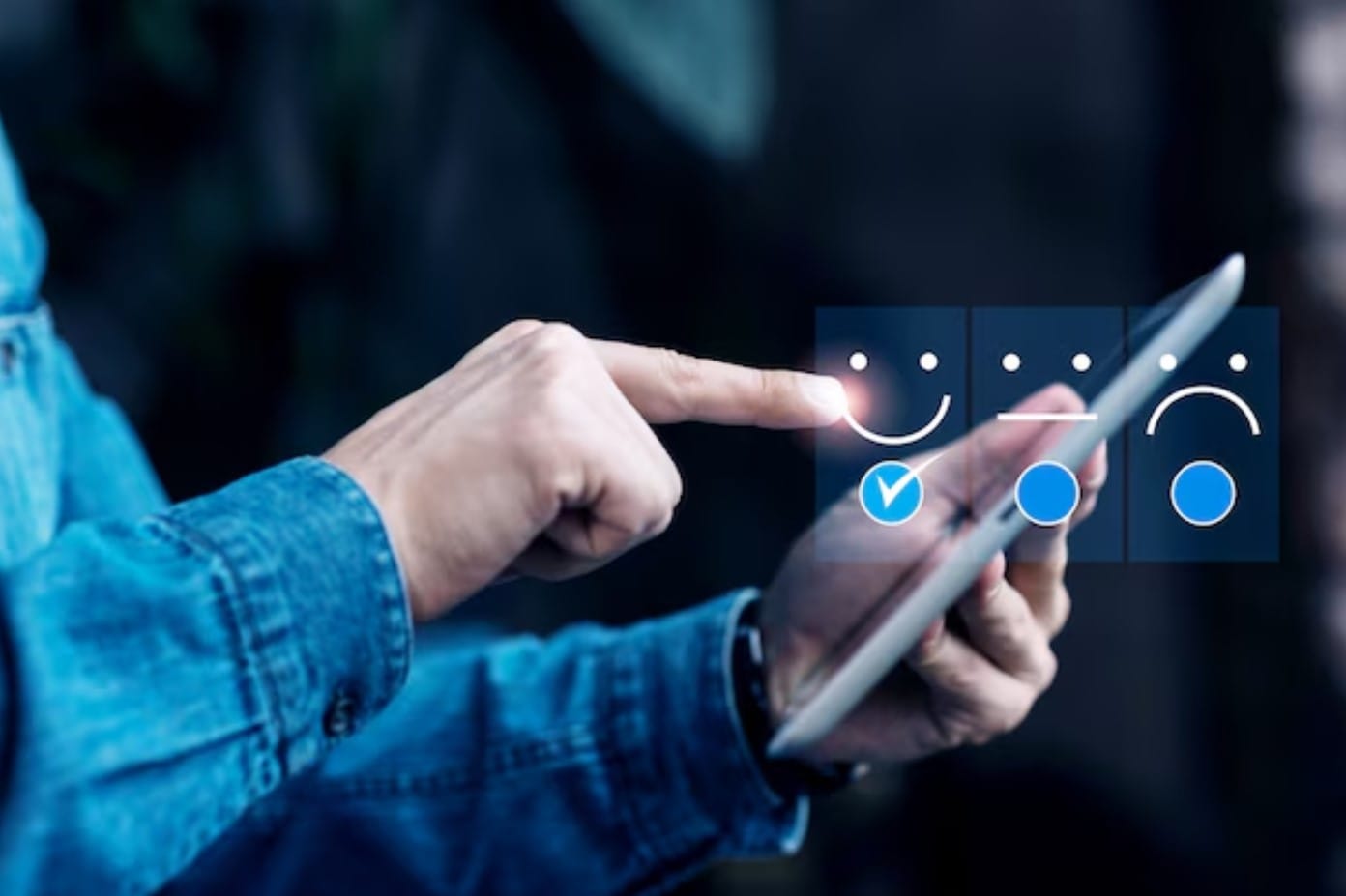CX e vendas: como melhorar a jornada do cliente? Colagem do conceito de experiência do cliente