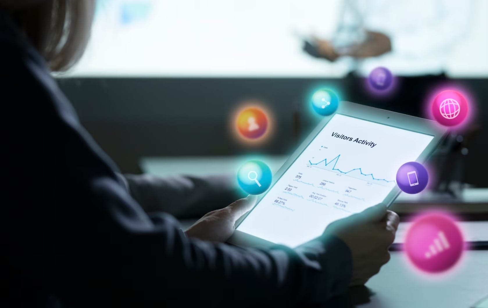 Atribuição de marketing em 2026: como enxergar além do último clique Conceito de marketing de mídia social para marketing com aplicativos